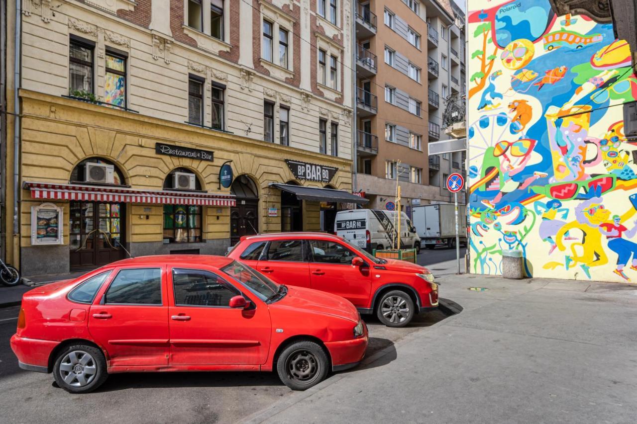 Youth Motive Studio With Gallery Budapest Kültér fotó